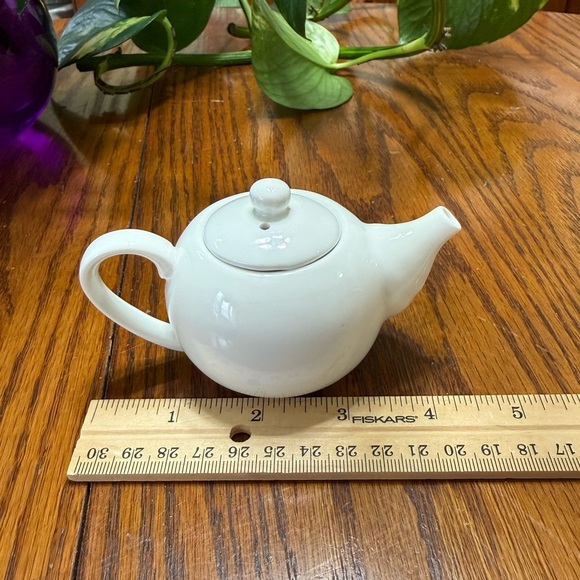 Tiny White Ceramic Teapot - Picture 5 of 7